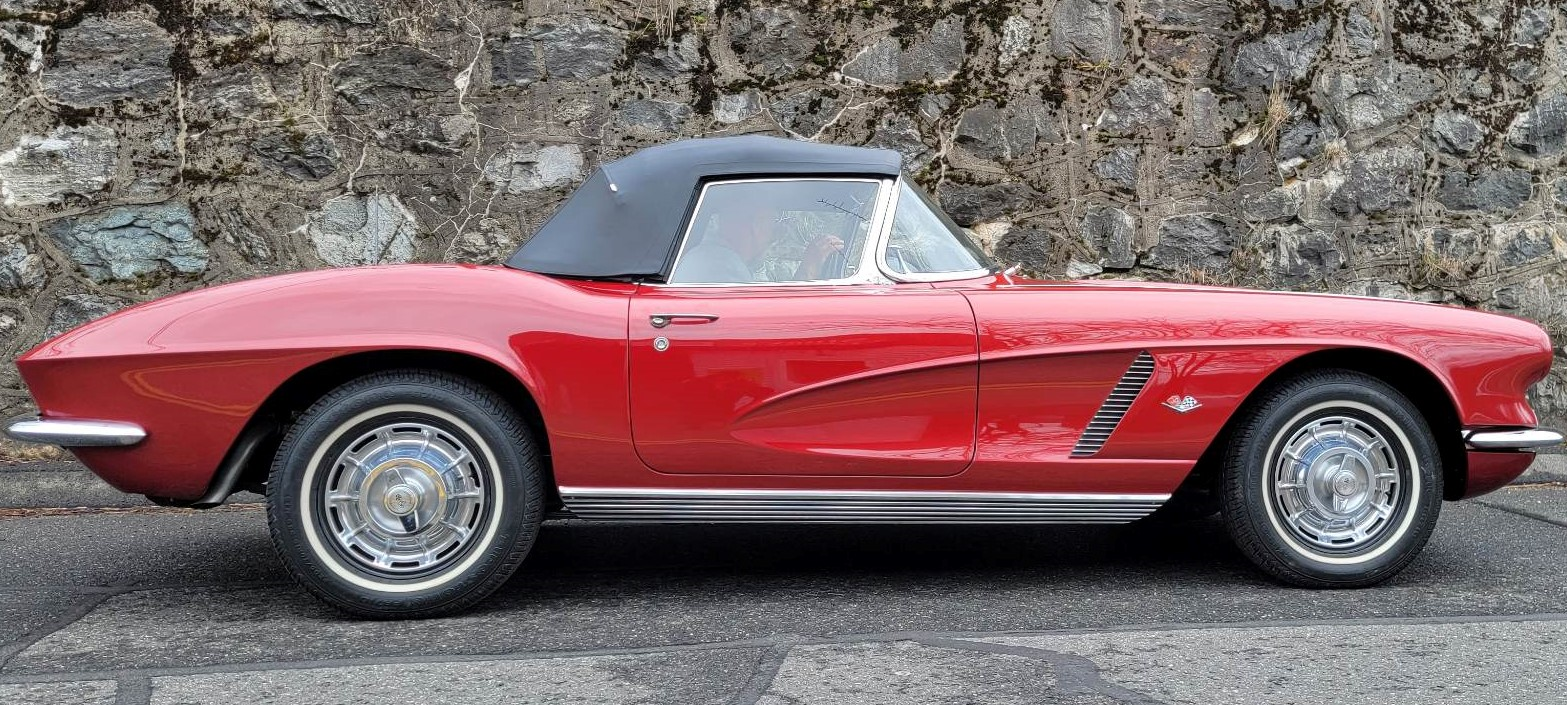 1962-Chevy-Corvette-638126661284629230-(2).jpg